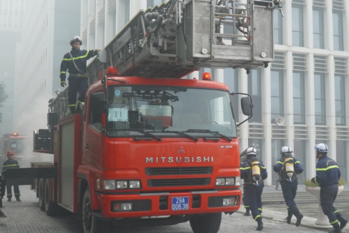 Hà Nội: Diễn tập chữa cháy, cứu nạn tại trụ sở Bộ Công an