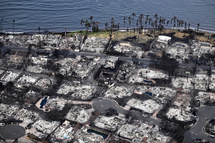 Cháy rừng thiêu rụi thị trấn nghỉ mát Hawaii, ít nhất 53 người chết
