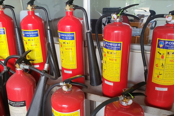Giá bình chữa cháy ở Bạc Liêu tăng vọt sau văn bản của Chủ tịch tỉnh